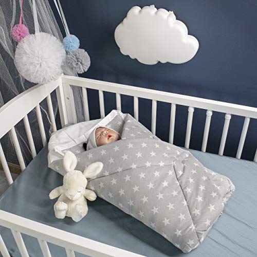 BlueberryShop manta de algodón para bebés con almohada | Saco de dormir para bebés recién nacidos | Regalo perfecto para Baby Shower | 78 x 78 cm | Grises Estrellas