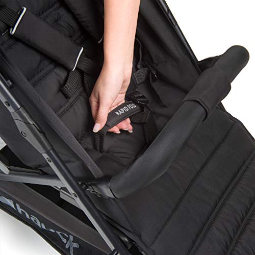 Hauck Rapid 4 Plus Trio Set - 3 en 1 carrito de bebe, Grupo 0+ adaptable a isofix, capazo, respaldo reclinable, de 0 meses a 25 kg, manillar ajustable en altura, plegado con una sola mano, negro beige