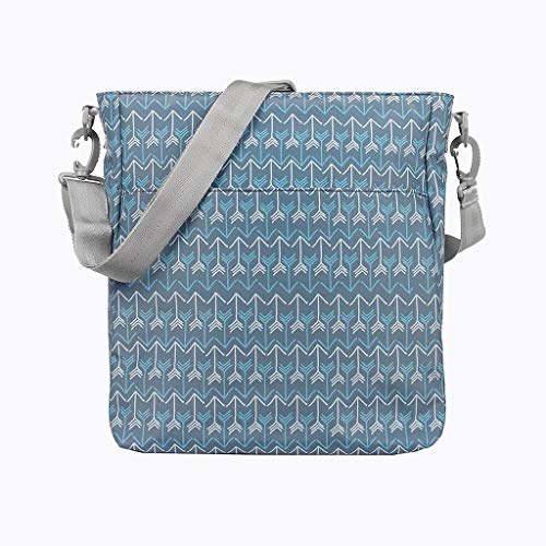 Kiwisac Trendy Arrows Bolso para Carro de Bebé Universal Diseño Original de Flechas Color Azul y Blanco Bolso Organizador con Cambiador, Bandolera Ajustable y Cintas de Sujeción 36x11x32 cm