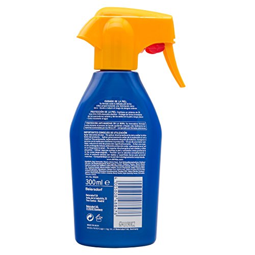 Nivea Sun Kids - Spray solar niños hidratante FP50+ - Protección UV muy alta - 300 ml + Nivea Sun - Loción after sun - Cuidado después del sol - 400 ml