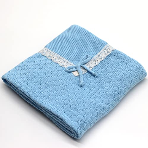 Toquilla para bebé hecha de lana 100% algodón super suave. Diseñada y fabricada en España. Manta de recién nacido de punto calado, ideal para regalo de nacimiento. (Azul)