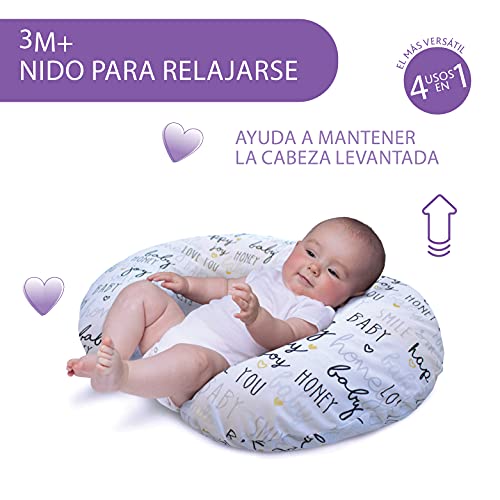 Boppy Cojin de Lactancia para Bebés de 0+ Meses, Forma Ergonómica e Indeformable, Miracle Middle, Almohada y Nido Bebé para la Lactancia Materna o con Biberón - Gris Letras (Hello Baby)