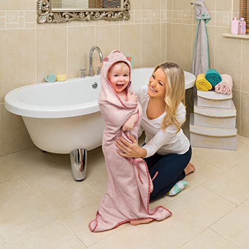 ClevaMama Delantal de bambú para bebés con capucha para recién nacidos, bebés y niños pequeños en bambú ultra suave, absorbente, para niños y niñas de 0 a 4 años, color rosa, 98 x 98 cm