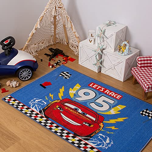 Disney Alfombra infantil con licencia oficial para habitación de los niños, alfombra antideslizante y lavable a máquina, alfombra de juego para niños, alfombra de Disney Cars 80 x 120 cm