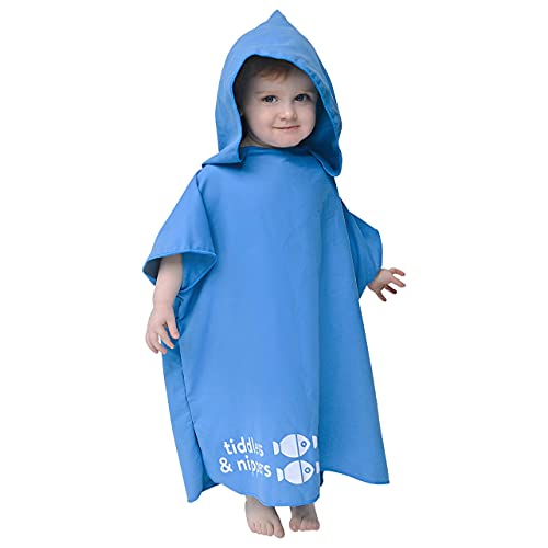 Tiddlers & Nippers Toalla Bebe con Capucha | Capa baño para niño o niña | Albornoz Poncho de Microfibra Ligero y Super Absorbente | Ideal para Playa, Piscina o de Viaje | Colores Azul y Rosa