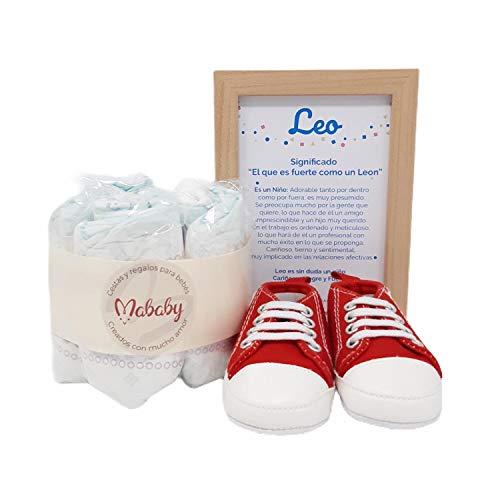 Canastilla Bebé Personalizada - My Jeans de Mababy - Manta Coralina y Dou dou Osito en Azul Jeans personalizados con el nombre del Bebé, Zapatillas y Babero - Cesta Regalo Recién Nacido. (Bebé Niño)