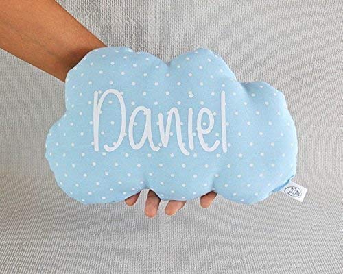 Cojín nube bebé personalizado. Un regalo original para un recién nacido, niño o niña. Ideal para la decoración de una habitación infantil. Gran variedad de telas.